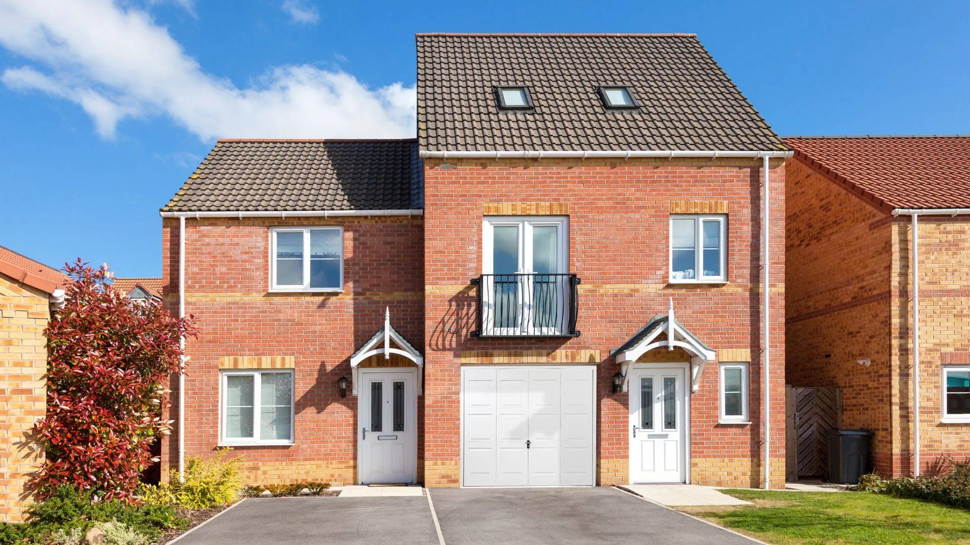 Custom Garage Doors in Ellesmere Port
